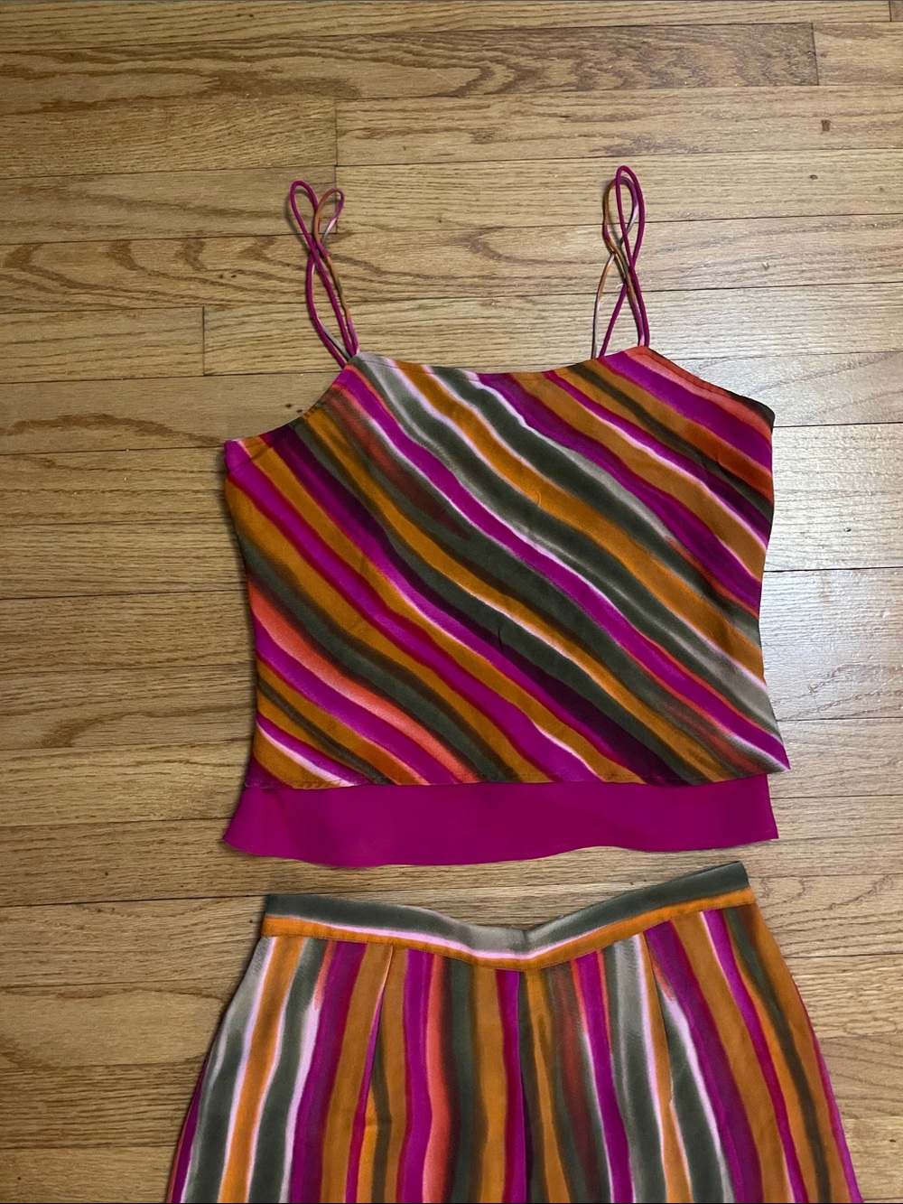 Vintage Y2K Cache Silk Flowy Two Piece Set Size Medium Pink Multicolor - Picture 2 of 12